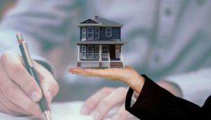 Verschiedene Ratgeberthemen rund um das Thema Immobilien kaufen und verkaufen
